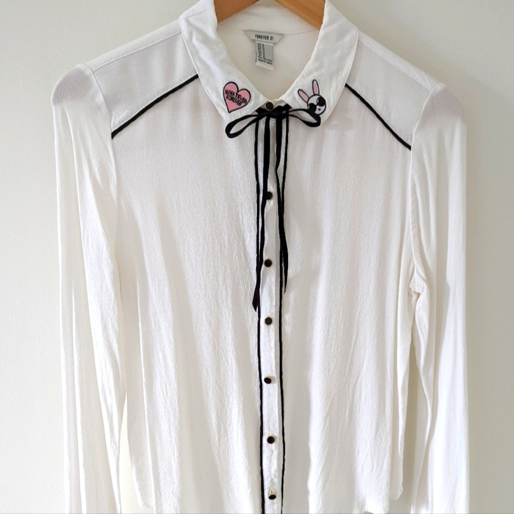Forever 21 Buttondown Tie Neck Blouse with Patches. Sheer, White, Size M
